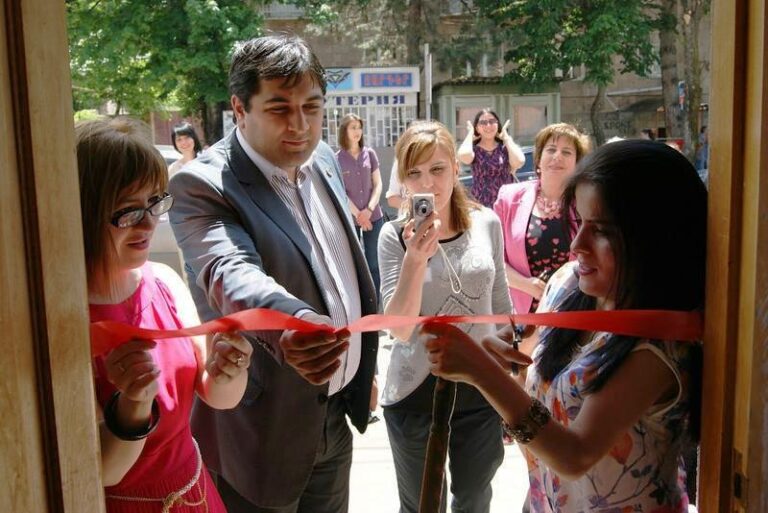 Նորա Ֆարմազյան